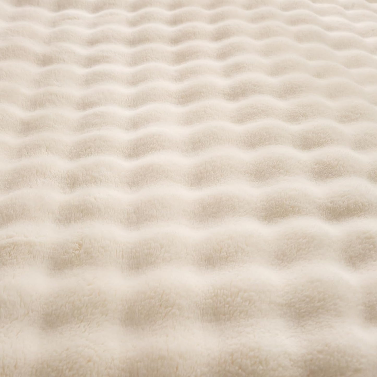 YUSOKI Luxury 3D Bubble Throw Blanket 5lb,All Ages,Home Decoration, (Ivory,90 * 90inches)