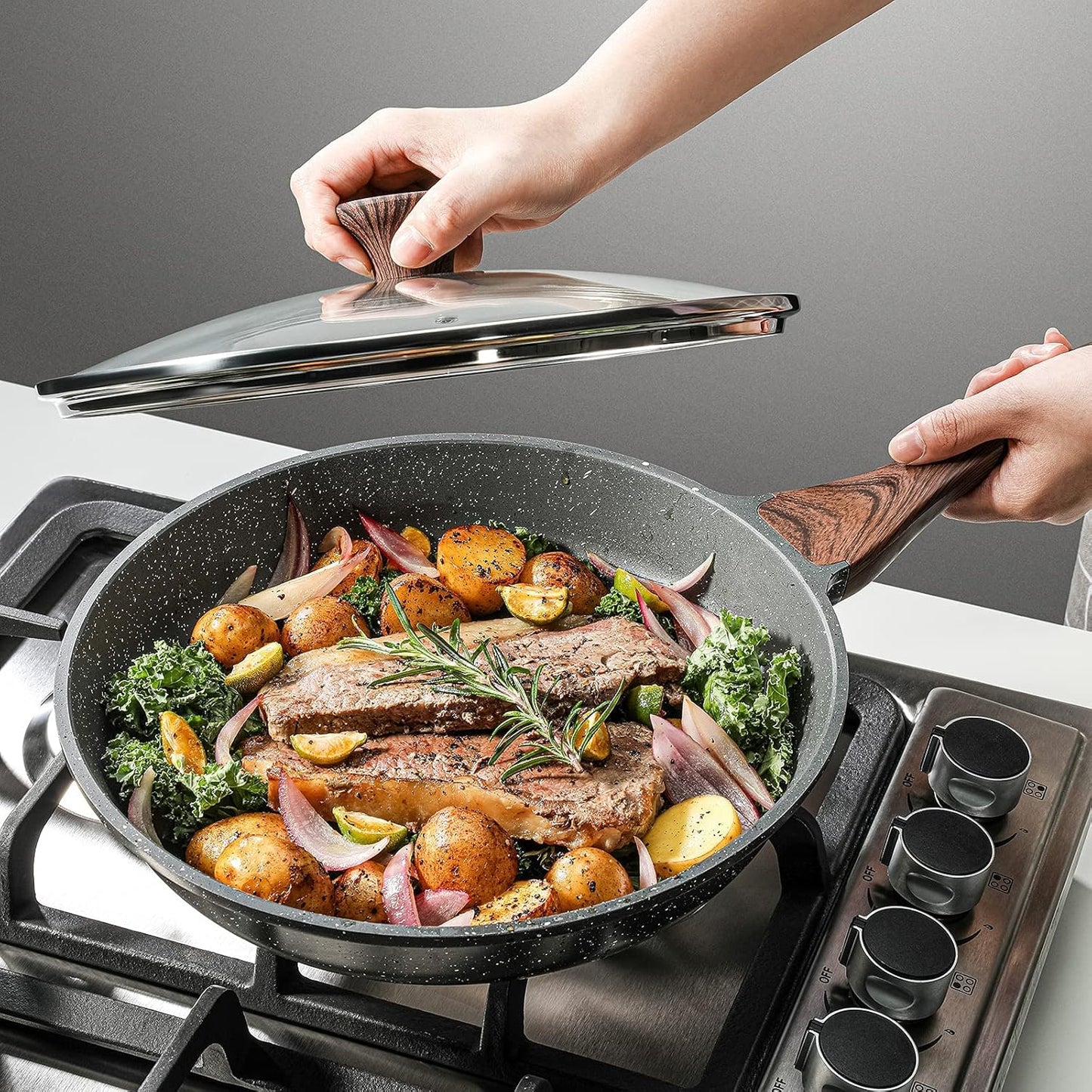 SENSARTE Nonstick Frying Pan Skillet with Lid, Omelet Pan with Cover, Healthy Cooking Chef's Pan, Kitchen Non Stick Pan, Free of Intentionally Added PFOA (11inch + Glass Lid)